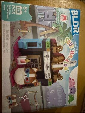 BLDR Squishmallows Movie Theater Building Set - Multicolor